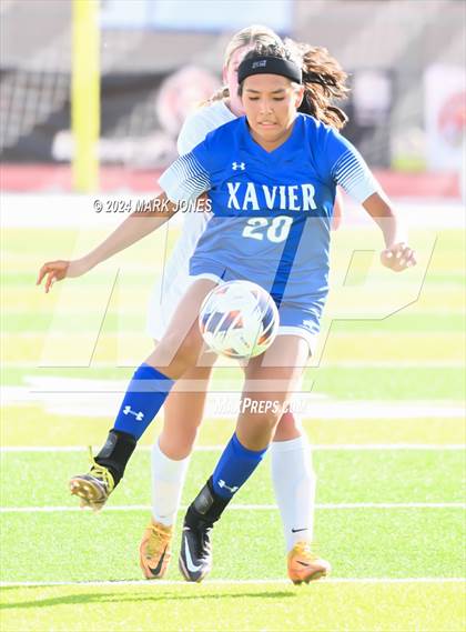 Thumbnail 2 in Xavier College Prep vs. Hamilton (AIA 6A Final) photogallery.