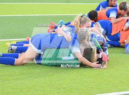 Thumbnail 3 in Xavier College Prep vs. Hamilton (AIA 6A Final) photogallery.