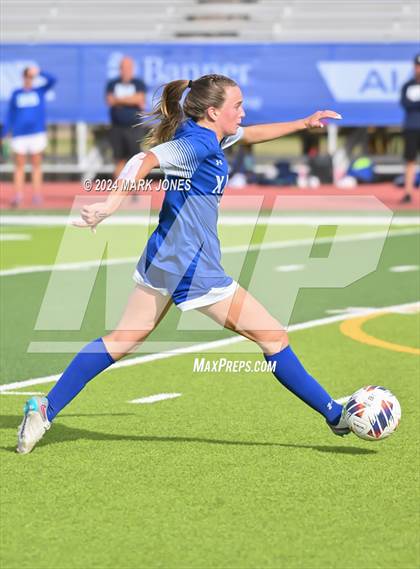 Thumbnail 2 in Xavier College Prep vs. Hamilton (AIA 6A Final) photogallery.