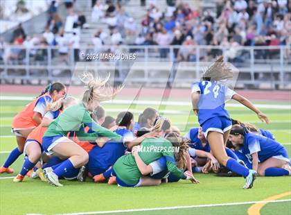Thumbnail 2 in Xavier College Prep vs. Hamilton (AIA 6A Final) photogallery.