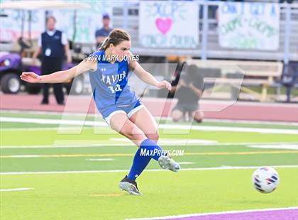 Thumbnail 3 in Xavier College Prep vs. Hamilton (AIA 6A Final) photogallery.