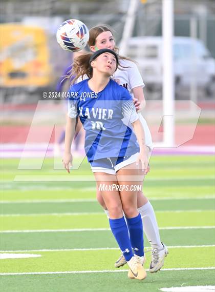 Thumbnail 3 in Xavier College Prep vs. Hamilton (AIA 6A Final) photogallery.