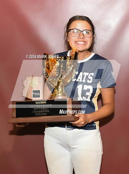 Thumbnail 2 in Joseph City vs. Bagdad (AIA 1A Final - Awards) photogallery.