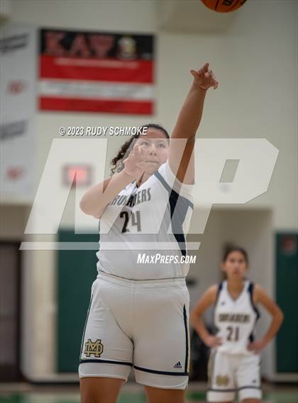 Thumbnail 3 in Del Norte vs. Mater Dei Catholic (MLK Showcase) photogallery.