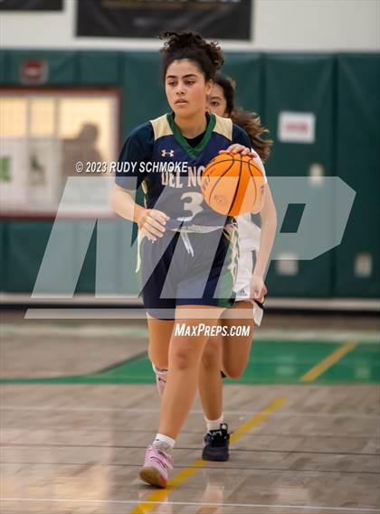Thumbnail 2 in Del Norte vs. Mater Dei Catholic (MLK Showcase) photogallery.