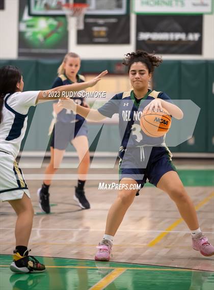 Thumbnail 2 in Del Norte vs. Mater Dei Catholic (MLK Showcase) photogallery.