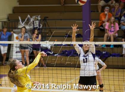 Thumbnail 2 in Boerne vs. Blanco  photogallery.