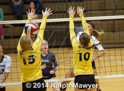 Thumbnail 2 in Boerne vs. Blanco  photogallery.