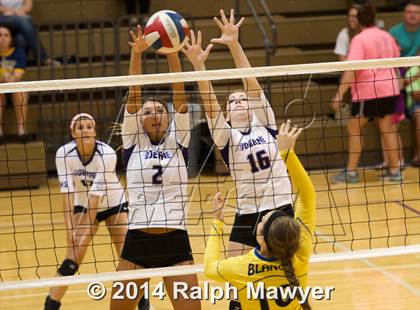 Thumbnail 3 in Boerne vs. Blanco  photogallery.