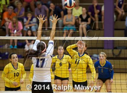 Thumbnail 2 in Boerne vs. Blanco  photogallery.