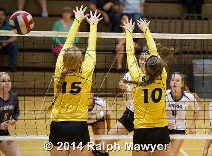 Thumbnail 1 in Boerne vs. Blanco  photogallery.