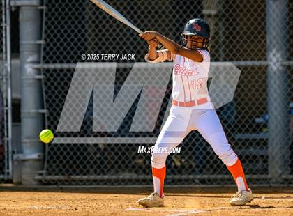 Thumbnail 2 in Foothill vs. Huntington Beach photogallery.