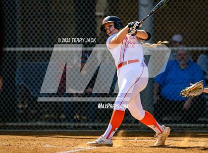 Thumbnail 3 in Foothill vs. Huntington Beach photogallery.