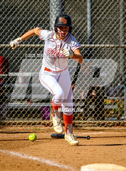 Thumbnail 2 in Foothill vs. Huntington Beach photogallery.