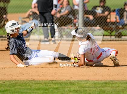 Thumbnail 2 in Foothill vs. Huntington Beach photogallery.