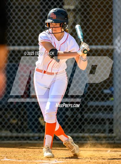 Thumbnail 3 in Foothill vs. Huntington Beach photogallery.