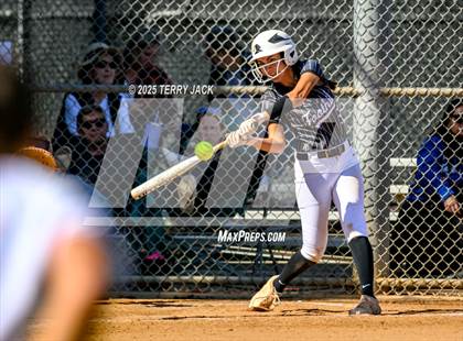 Thumbnail 2 in Foothill vs. Huntington Beach photogallery.