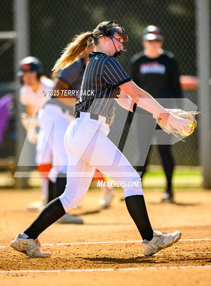 Thumbnail 1 in Foothill vs. Huntington Beach photogallery.