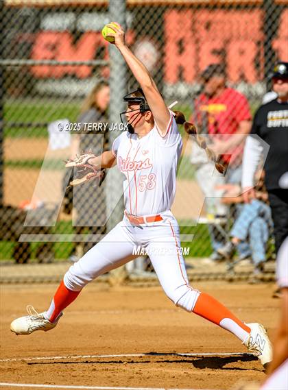 Thumbnail 2 in Foothill vs. Huntington Beach photogallery.