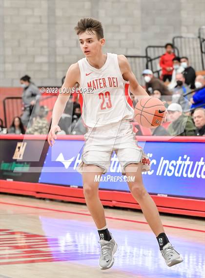 Thumbnail 3 in Mater Dei vs. Los Altos photogallery.