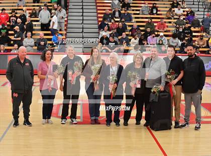 Thumbnail 1 in Mater Dei vs. Los Altos photogallery.
