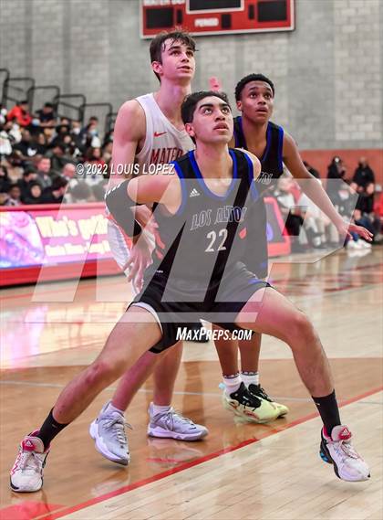 Thumbnail 3 in Mater Dei vs. Los Altos photogallery.