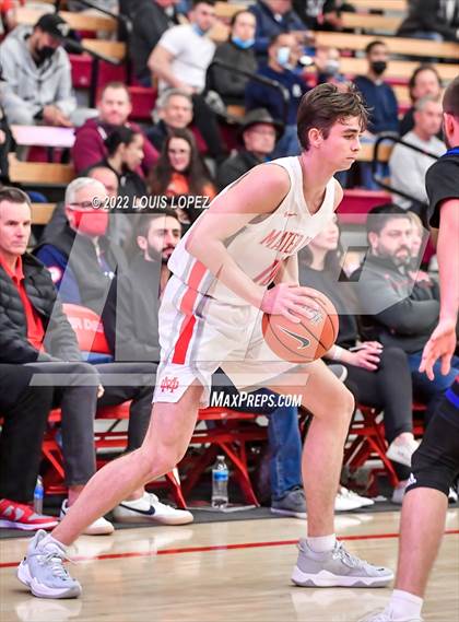 Thumbnail 3 in Mater Dei vs. Los Altos photogallery.