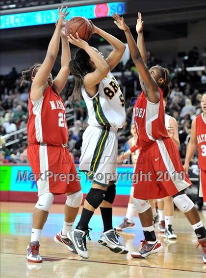 Thumbnail 1 in Brea Olinda vs. Mater Dei (CIF SoCal D2 Final) photogallery.