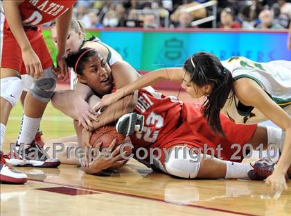 Thumbnail 1 in Brea Olinda vs. Mater Dei (CIF SoCal D2 Final) photogallery.