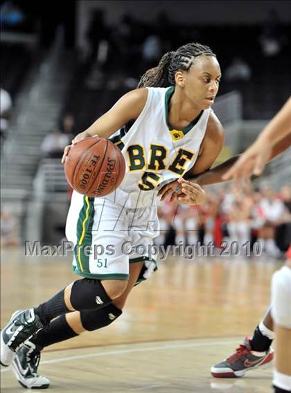 Thumbnail 2 in Brea Olinda vs. Mater Dei (CIF SoCal D2 Final) photogallery.