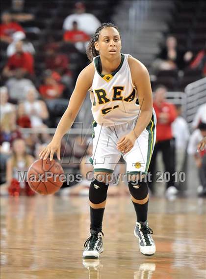 Thumbnail 2 in Brea Olinda vs. Mater Dei (CIF SoCal D2 Final) photogallery.