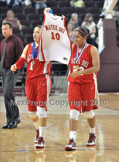 Thumbnail 2 in Brea Olinda vs. Mater Dei (CIF SoCal D2 Final) photogallery.