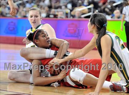 Thumbnail 2 in Brea Olinda vs. Mater Dei (CIF SoCal D2 Final) photogallery.