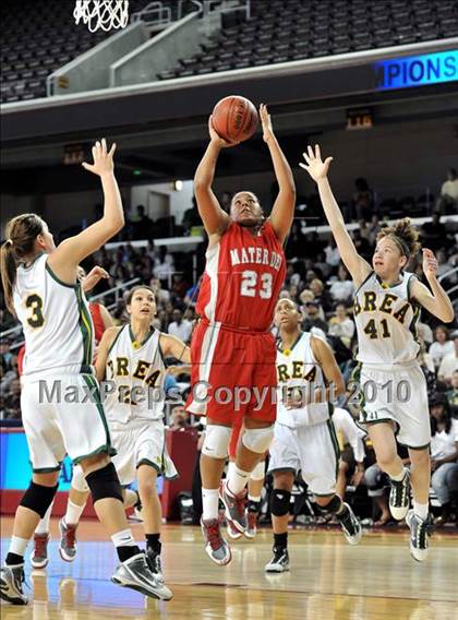 Thumbnail 3 in Brea Olinda vs. Mater Dei (CIF SoCal D2 Final) photogallery.