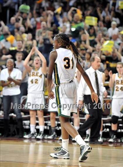 Thumbnail 2 in Brea Olinda vs. Mater Dei (CIF SoCal D2 Final) photogallery.