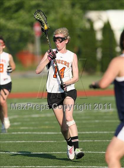 Thumbnail 2 in East Aurora vs. Amherst Central (Section 6 Class C Semifinal) photogallery.