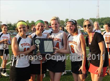Thumbnail 3 in East Aurora vs. Amherst Central (Section 6 Class C Semifinal) photogallery.