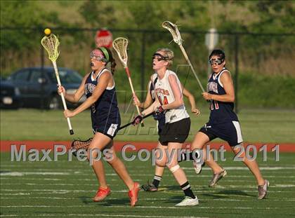 Thumbnail 1 in East Aurora vs. Amherst Central (Section 6 Class C Semifinal) photogallery.