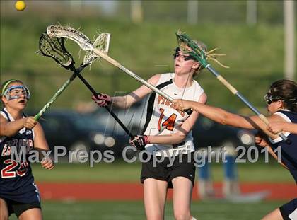 Thumbnail 1 in East Aurora vs. Amherst Central (Section 6 Class C Semifinal) photogallery.
