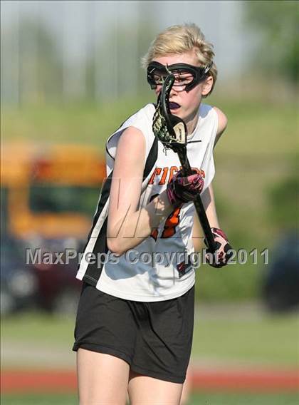 Thumbnail 2 in East Aurora vs. Amherst Central (Section 6 Class C Semifinal) photogallery.