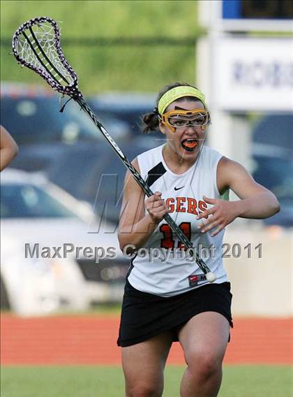 Thumbnail 1 in East Aurora vs. Amherst Central (Section 6 Class C Semifinal) photogallery.