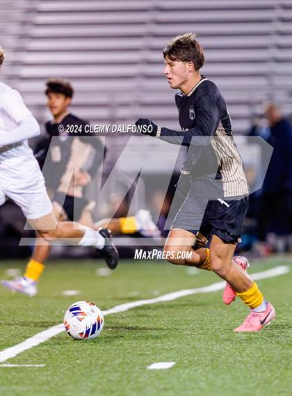 Thumbnail 1 in Air Academy vs Battle Mountain (CHSAA 4A Semifinals) photogallery.