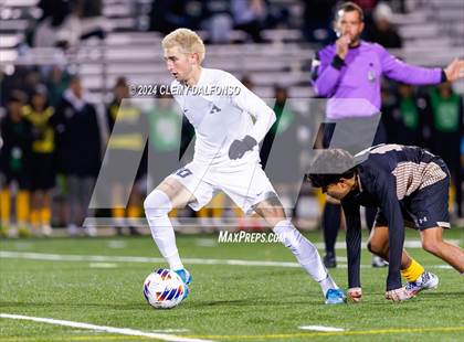 Thumbnail 3 in Air Academy vs Battle Mountain (CHSAA 4A Semifinals) photogallery.