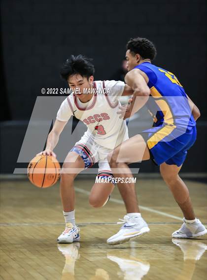 Thumbnail 2 in Bakersfield Christian vs  Santa Clarita Christian (The Warrior Showcase) photogallery.
