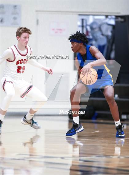 Thumbnail 2 in Bakersfield Christian vs  Santa Clarita Christian (The Warrior Showcase) photogallery.