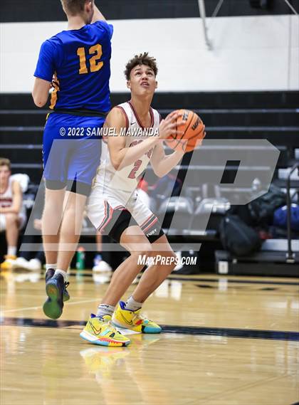 Thumbnail 2 in Bakersfield Christian vs  Santa Clarita Christian (The Warrior Showcase) photogallery.