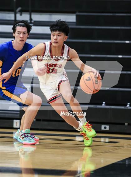 Thumbnail 3 in Bakersfield Christian vs  Santa Clarita Christian (The Warrior Showcase) photogallery.