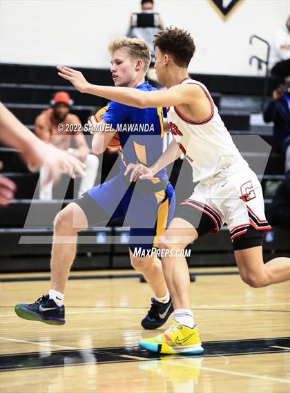 Thumbnail 2 in Bakersfield Christian vs  Santa Clarita Christian (The Warrior Showcase) photogallery.