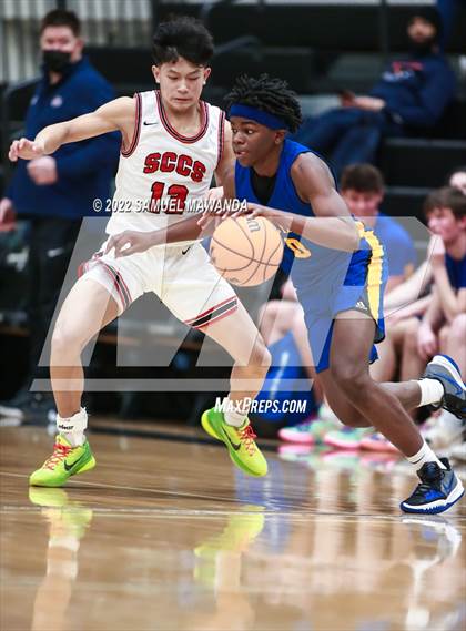 Thumbnail 1 in Bakersfield Christian vs  Santa Clarita Christian (The Warrior Showcase) photogallery.