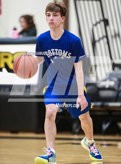 Thumbnail 3 in Bakersfield Christian vs  Santa Clarita Christian (The Warrior Showcase) photogallery.